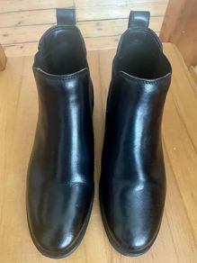 Clarks chelsea ankle boots