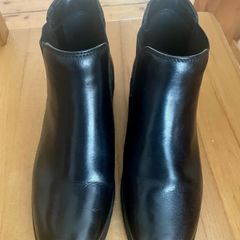Clarks chelsea ankle boots
