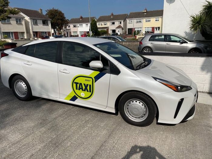 Taxi to rent