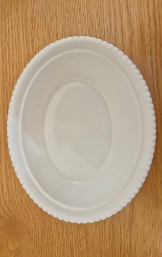 Beautiful Milk Glass Hen on Nest