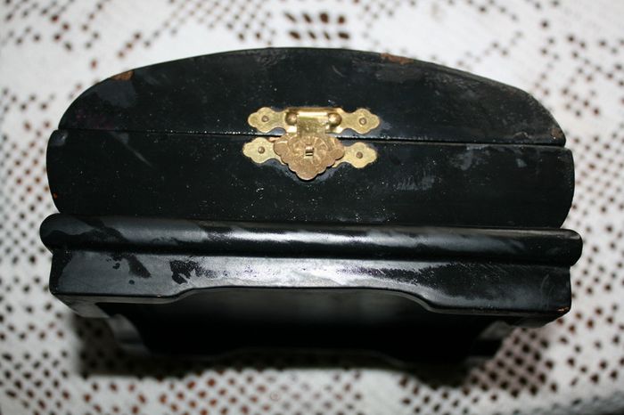 Wooden box hand painted