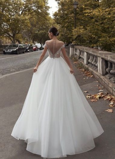 Wedding dress