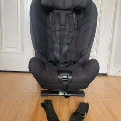 Axkid minikid car seat - excellent condition