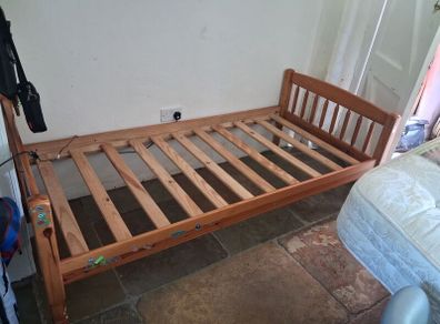 single bed, frame