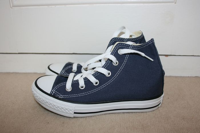 Converse Navy All Star High Top Trainers Brand New Never Used - Size U.K. 12.5