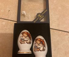 hummel salt and pepper new with box free postage