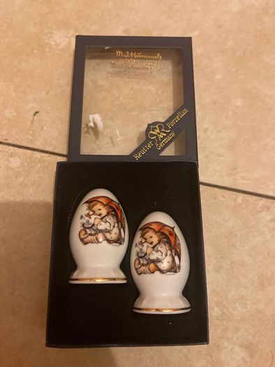 hummel salt and pepper new with box free postage