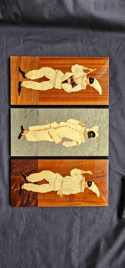 Collectable wall plaques