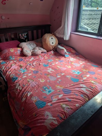 King size bed