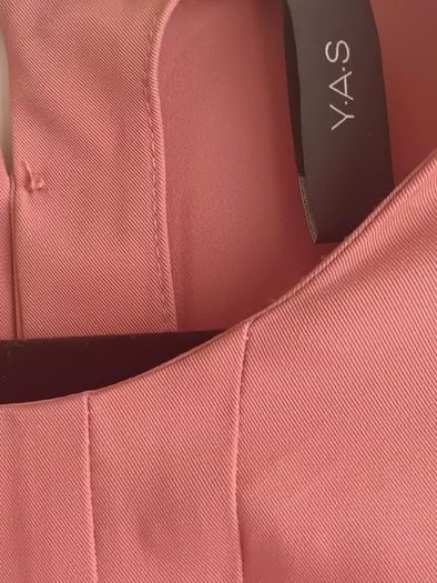 YAS Long-Sleeve Dress with Vertical Pleating