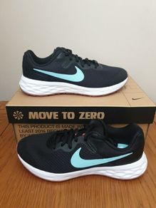 New Nike size 5uk