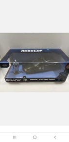 ROBOCOP Figure & OCP FORD TAURUS Detroit Police 1:24 - JADA Hollywood Rides