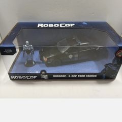 ROBOCOP Figure & OCP FORD TAURUS Detroit Police 1:24 - JADA Hollywood Rides