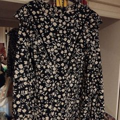 Floral Blouse with ruffle size 14