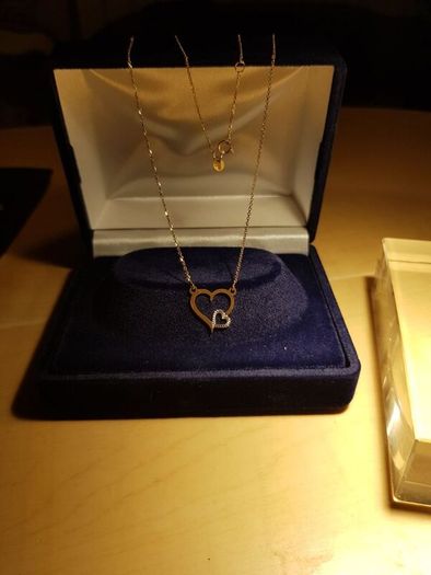 9 ct gold necklace