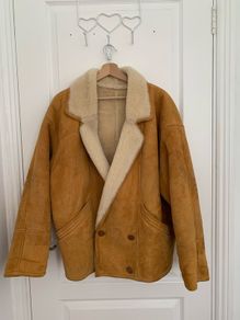 Vintage Unisex Tan Shearling Jacket