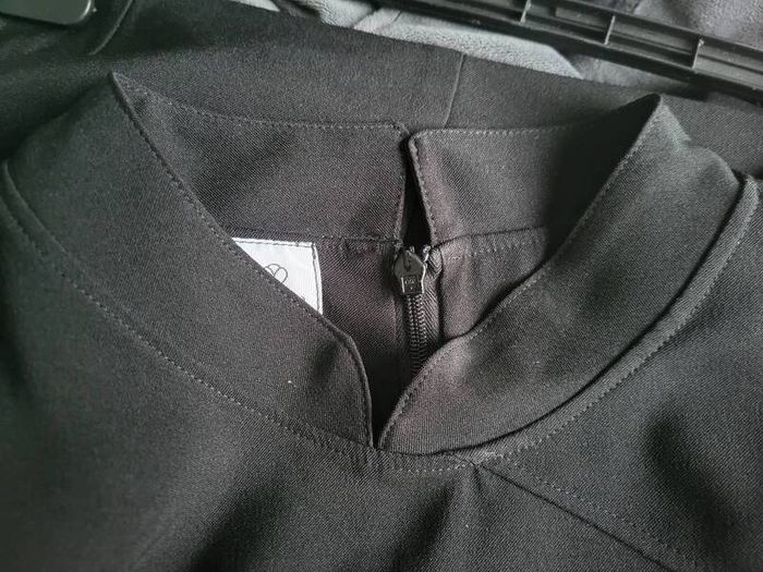 Salon Therapist uniform Buttercups Size 14