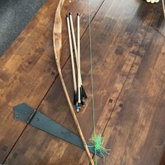 Bow and arrows