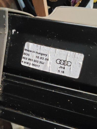 audi A4 boot retractable cover