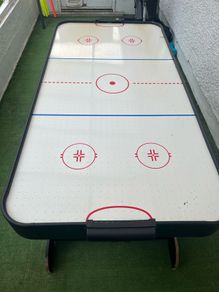 Air Hockey table