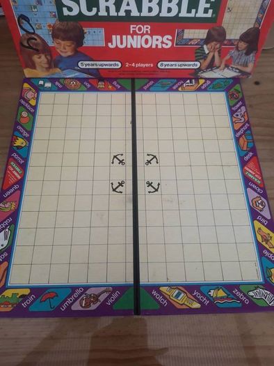 Vintage Spear's Scrabble For Juniors  1983
