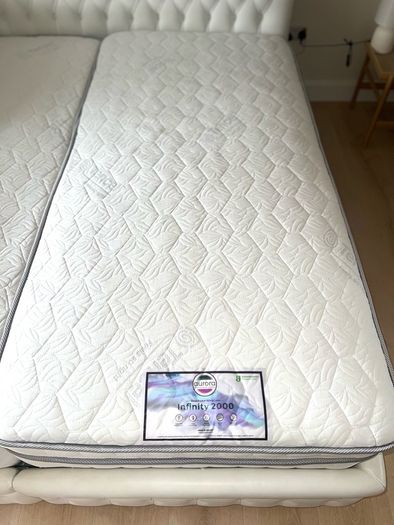 Single mattress (only 6 months old, firm)