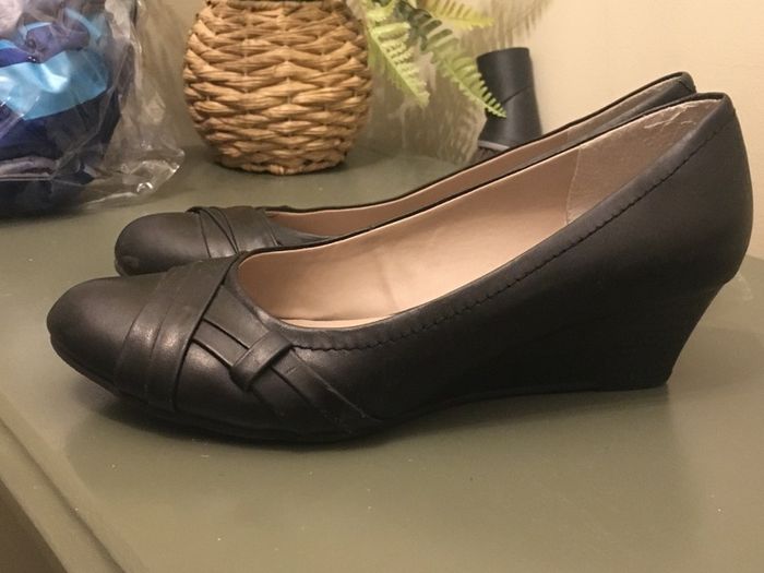 Ladies work shoes