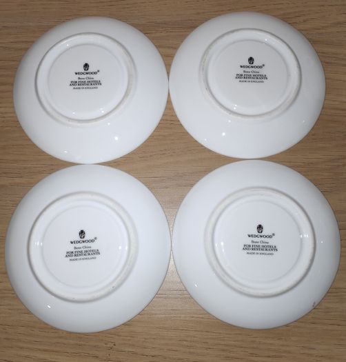 Wedgwood Bone China Hotelware 4 demitasse coffee cups with saucers