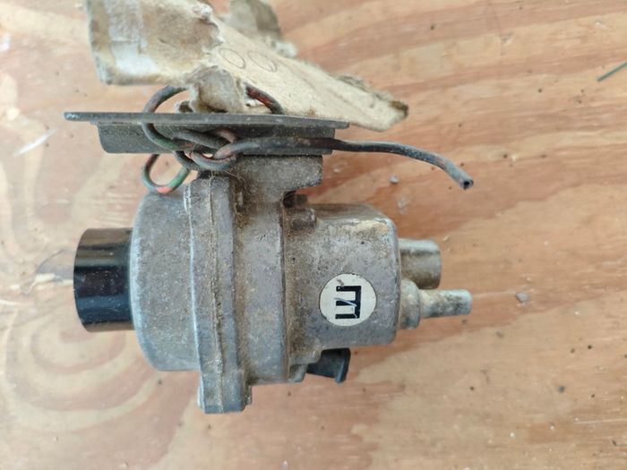 Mercedes Benz Manifold Pressure Sensor M110 0280100111 W114 W116