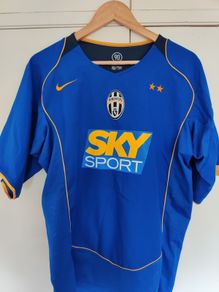 Juventus 3rd Jersey 04/05
