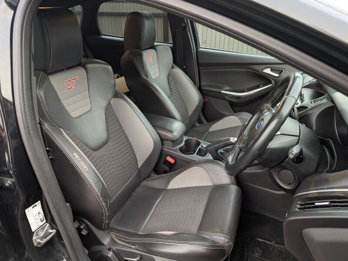 Ford Focus 2014 2.0 Turbo Petrol ST2 ST250