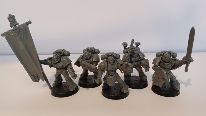Warhammer Lots x 22nr. Space Marine, Imperial Guard, LOTR,