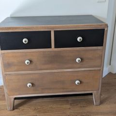 Tuxido Style Wooden Chest Of Drawers