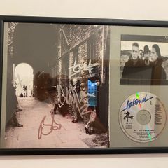 U2 signed picture