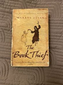 Book: Markus Zusak, The Book Thief