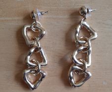 New pretty golden fashion earrings