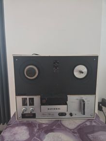 vintage reel to reel machine