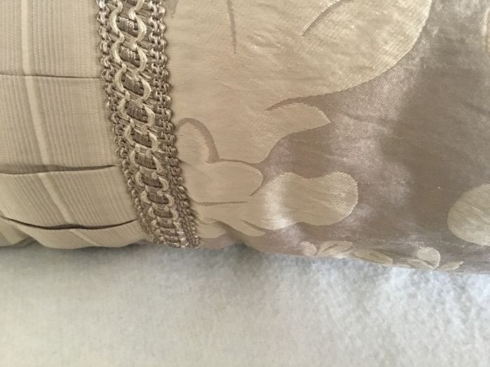 Paoletti Comforter Bed Set King size