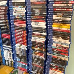 Ps4 &  PS5 game bundle