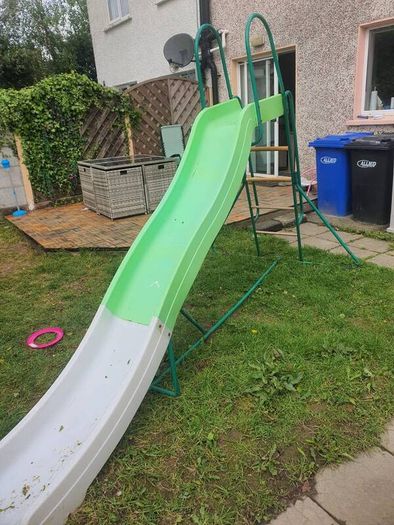 slide 10 feet wavy slide