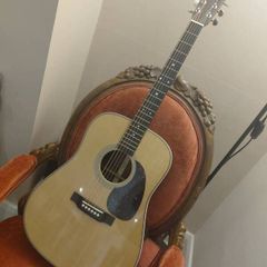 Martin HD-28 (2015)