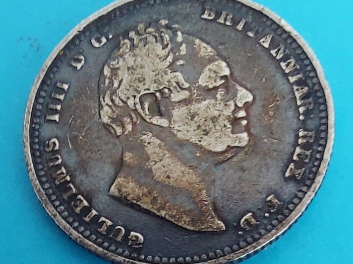 England WILLIAM IV 1834  SHILLING Very Fine condition