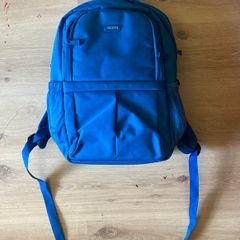blue dicota laptop bag
