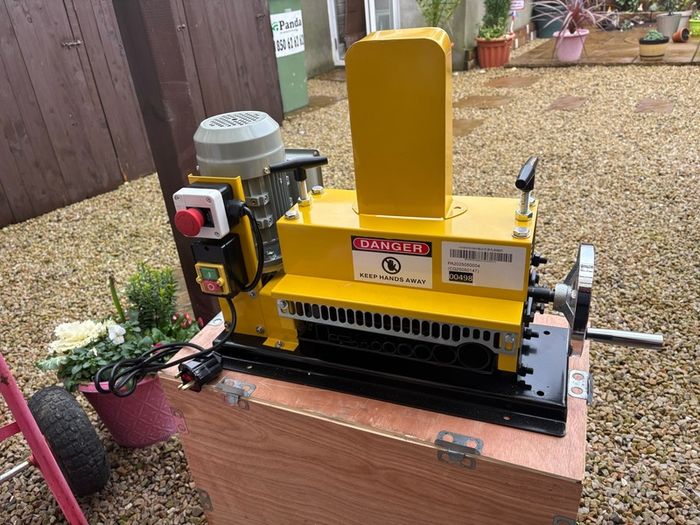 5-40MM Automatic Wire Stripping Machine 370W Kinds Of Metal Cable Wire Stripper With 10 Blades Powered Electric Wire Stripper 15 M/Min