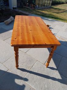 Kitchen table
