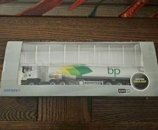 Oxford Diecast Scania Highline Tanker with BP livery