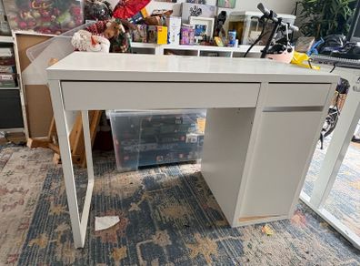 Office desk with drawers