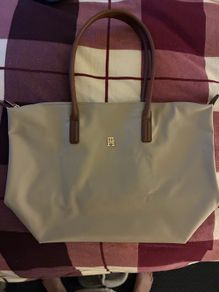 Tommy Hilfiger bag