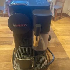 Nespresso Lattissima Excellent Condition