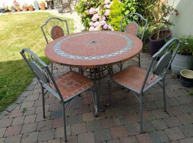 Ceramic Garden Table and 4 chairs